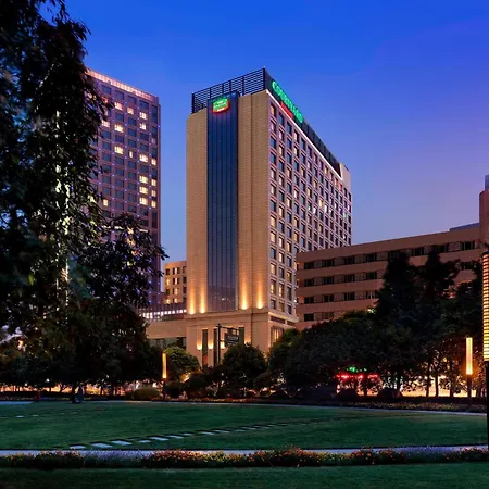 Courtyard By Marriott Hangzhou Wulin At West Lake-3